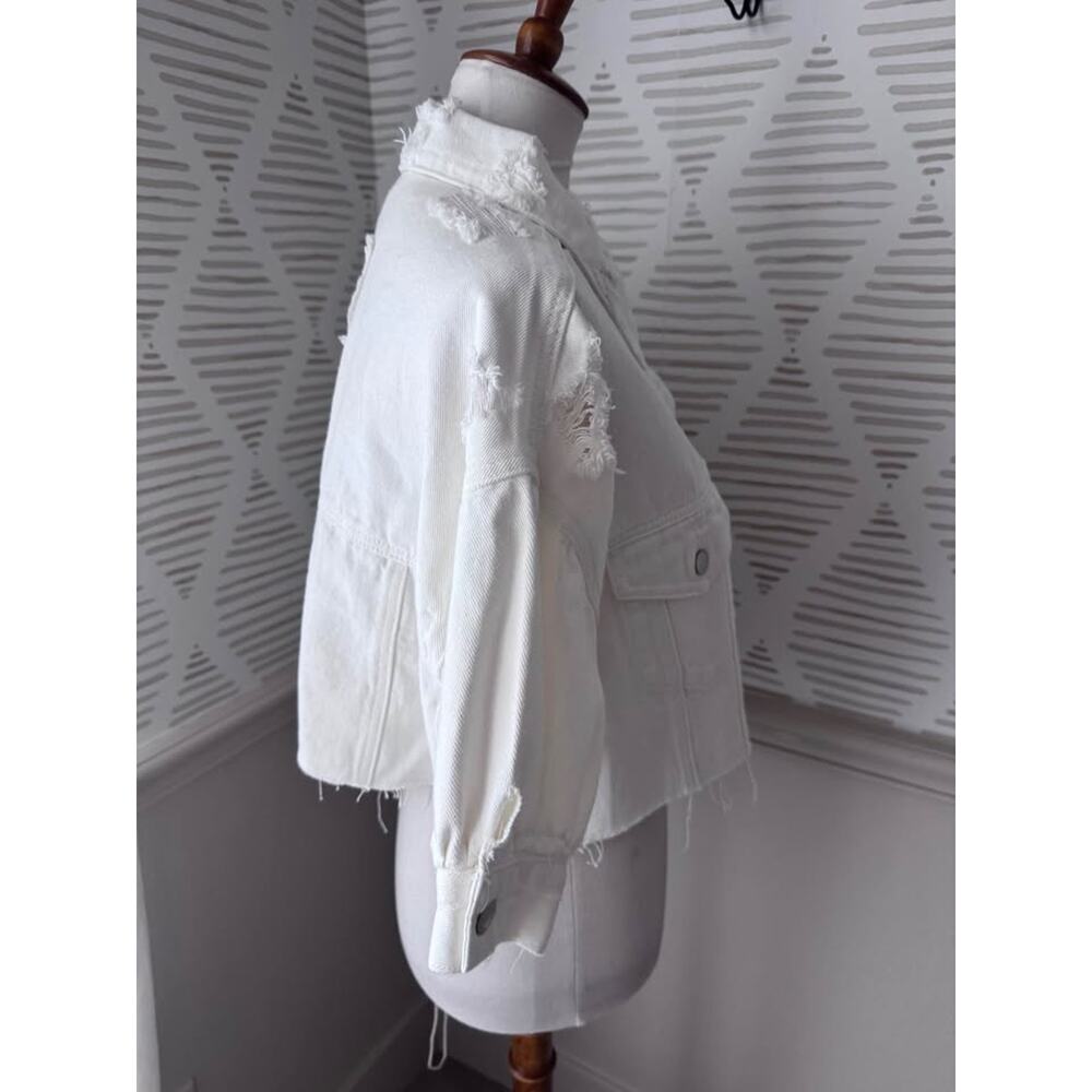 Pol Women’s Small White Distressed Cropped Denim Jacket Top - Picture 6 of 8
